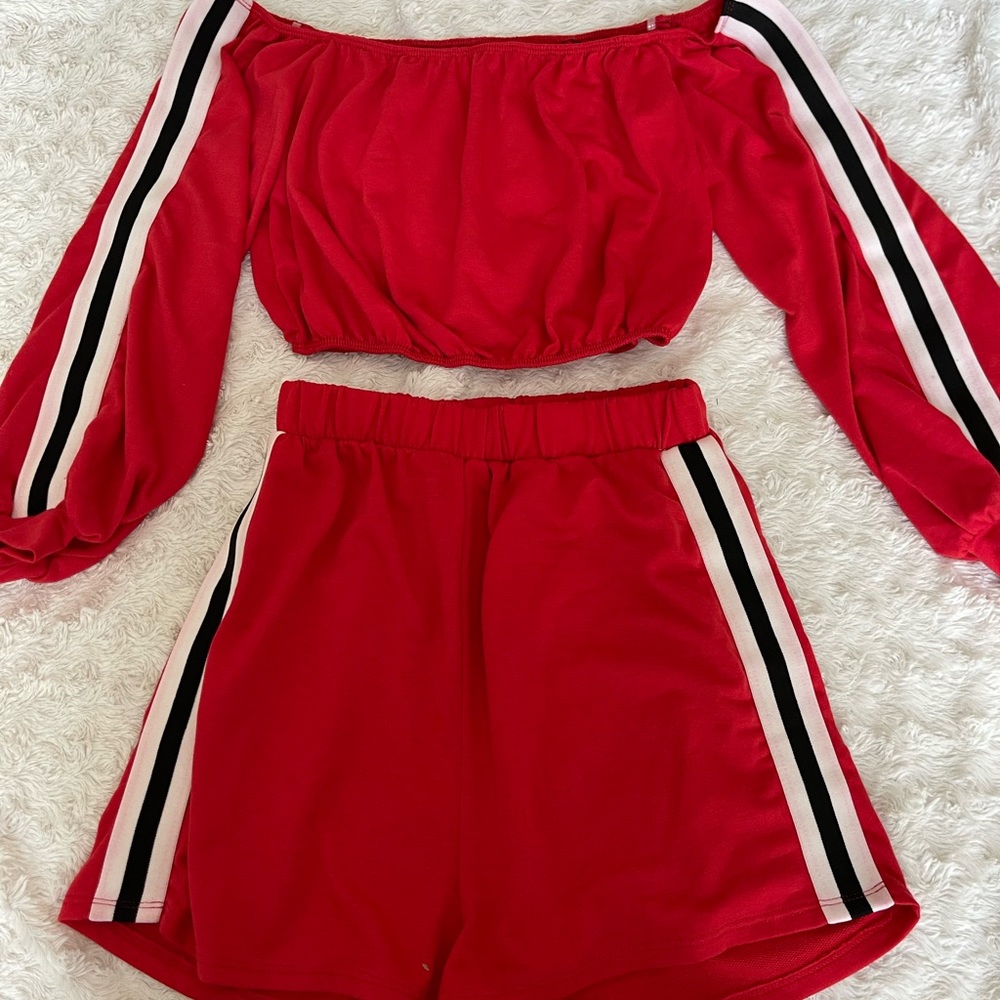 Day & Night 2pc Crop Top & High Waist Short Set Red Black Size Small
